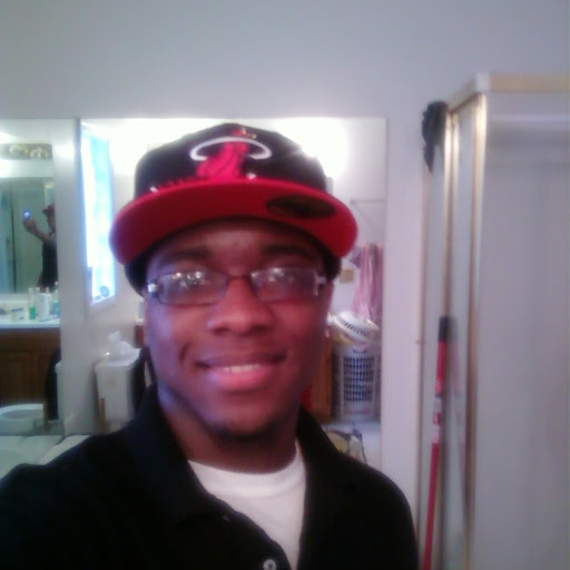 Luther Robinson Photo 27