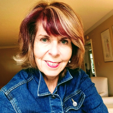Elizabeth O'Neil Photo 13