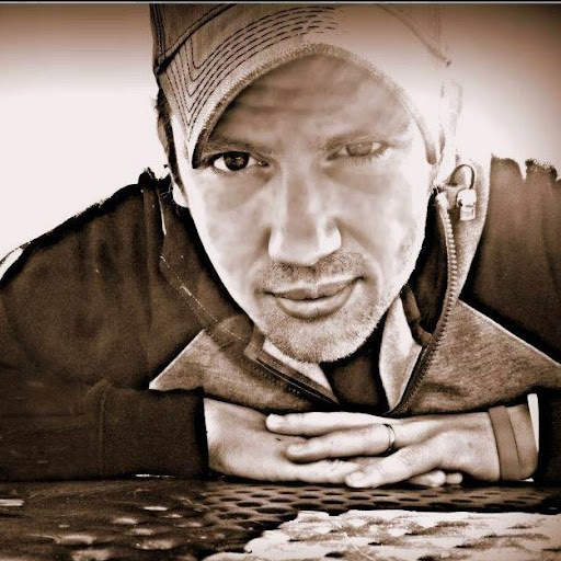 Paul Coombs Photo 31