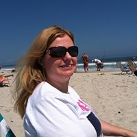 Dee Devine Photo 10