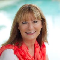 Suzanne Harrington Photo 22
