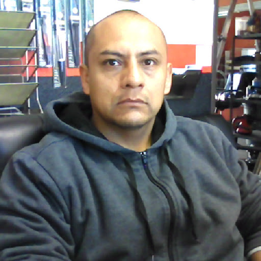 Gabriel Arellano Photo 24