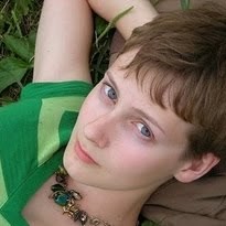 Ellen Monroe Photo 9