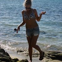 Jessica Pond Photo 26