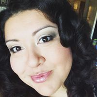 Jennifer Bustos Photo 30