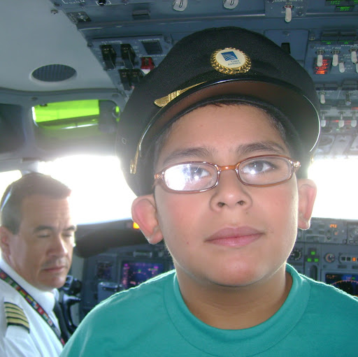 Edwin Porras Photo 4