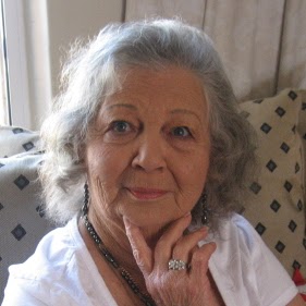 Dorothy Lester Photo 4
