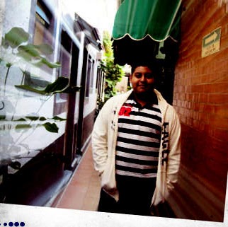 Cesar Medina Photo 22