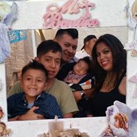 Mayra Flores Photo 39