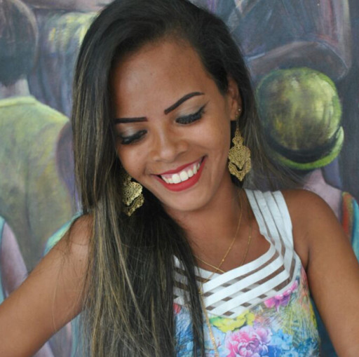 Maria Aquino Photo 36