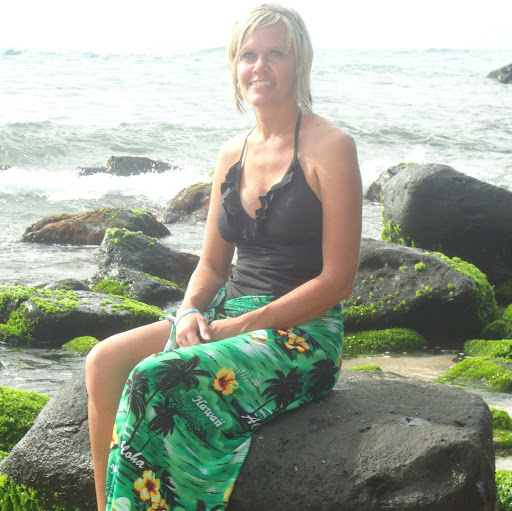 Angela Birt Photo 13