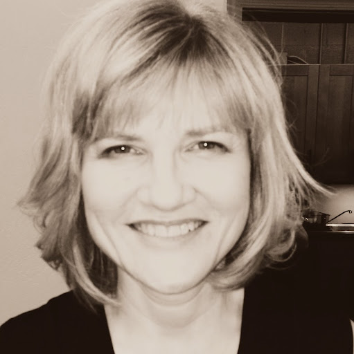 Christina Huff Photo 48