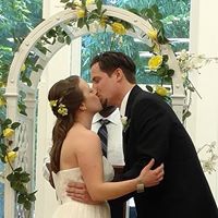 Allison Robbins Photo 7