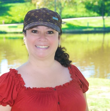 Becky Medina Photo 18
