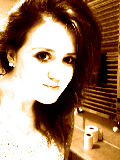 Sarah Forester Photo 24