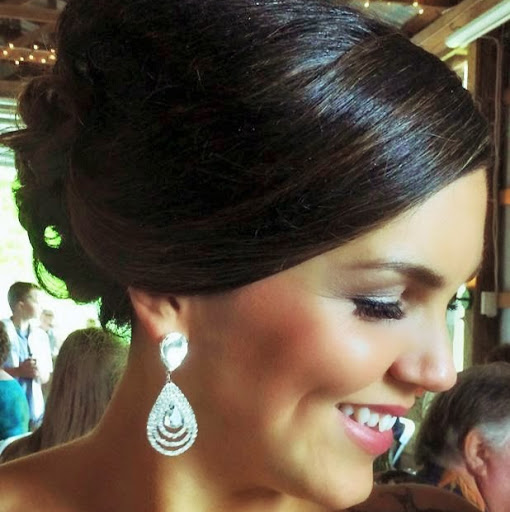 Sarah Oswald Photo 9