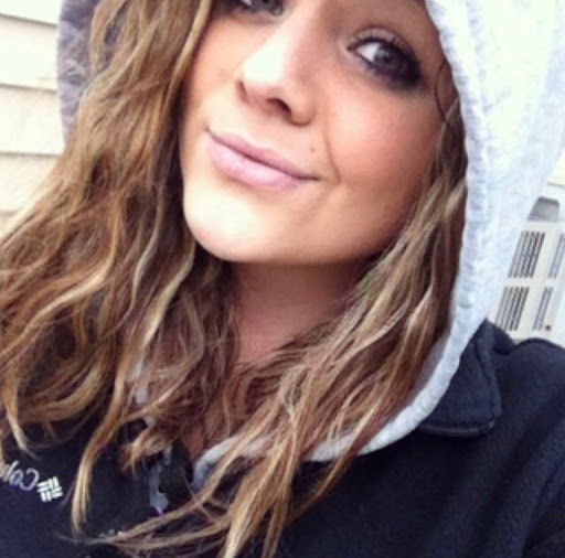 Nicole Jones Photo 18