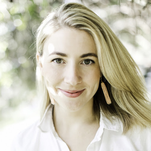 Jeanne Lyons Photo 26