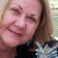 Karen Archer Photo 14