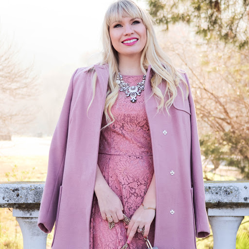 Elizabeth Crum Photo 18