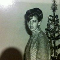 Angela Tarrant Photo 8