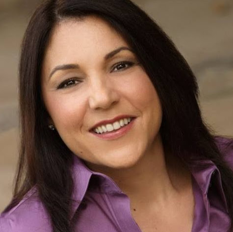 Nancy Travers Photo 19