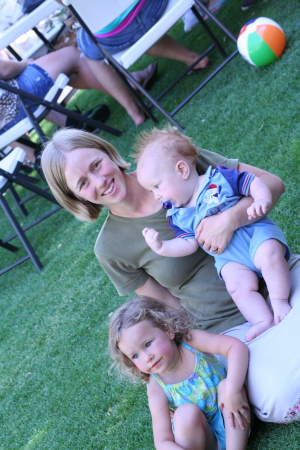 Linda Dean Photo 30