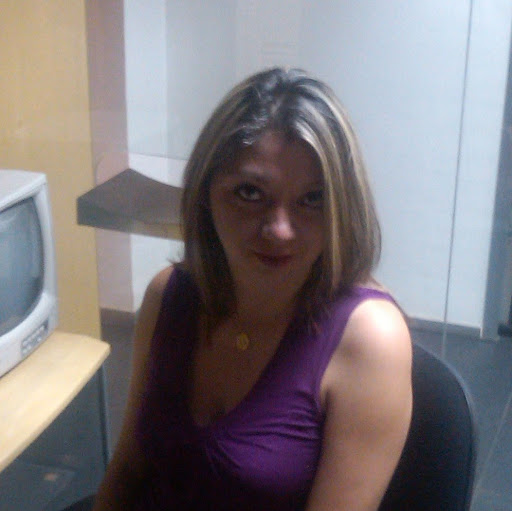 Claudia Orellana Photo 37