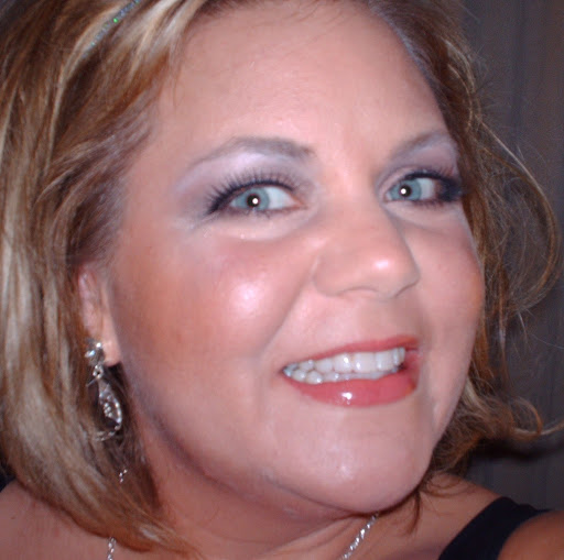 Renee Crow Photo 12