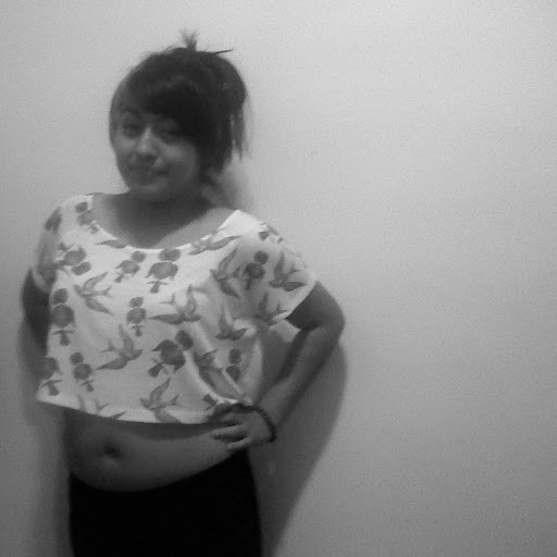 Ana Corona Photo 33