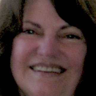 Jennifer Gemmell Photo 20