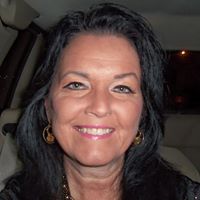 Deborah Lorenzo Photo 19