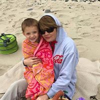 Robyn Guyer Photo 4