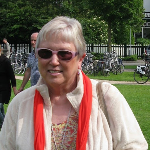 Jenny Short Photo 13