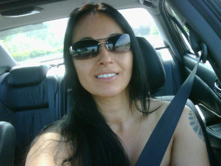 Laura Peterson Photo 34