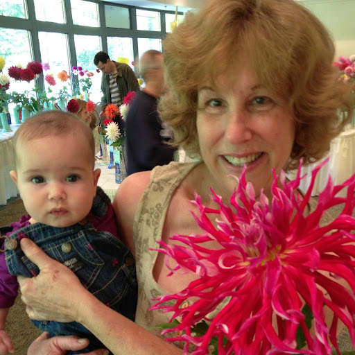 Elizabeth Capps Photo 18