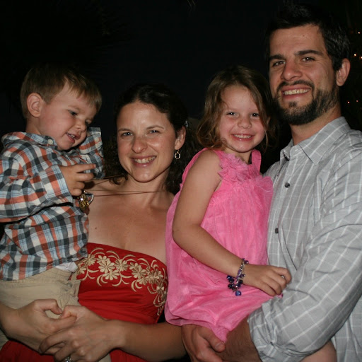 Rachel Petersen Photo 13