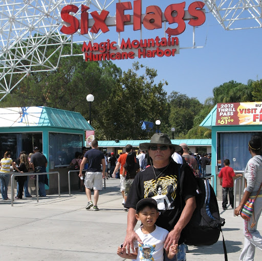 Alex Chavez Photo 28