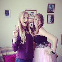 Samantha Bennett Photo 20