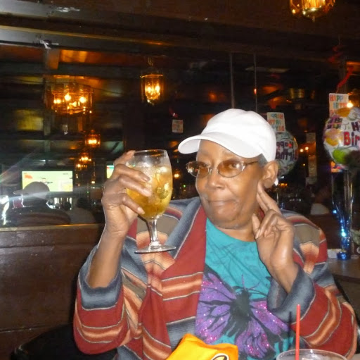 Betty Barr Photo 9