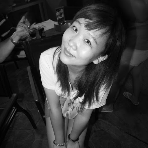 Janet Huang Photo 15