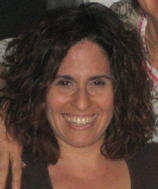 Elizabeth Miller Photo 31