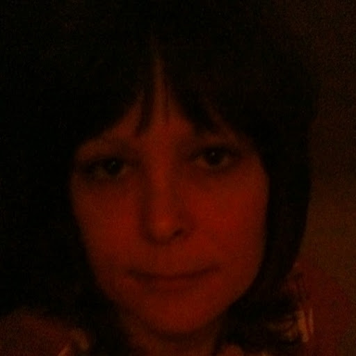 Lisa Stapleton Photo 25