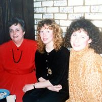 Julie Swift Photo 8