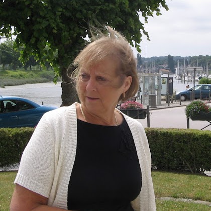 Janet Dickson Photo 10