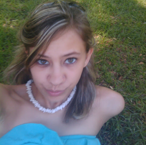 Elizabeth Chase Photo 31