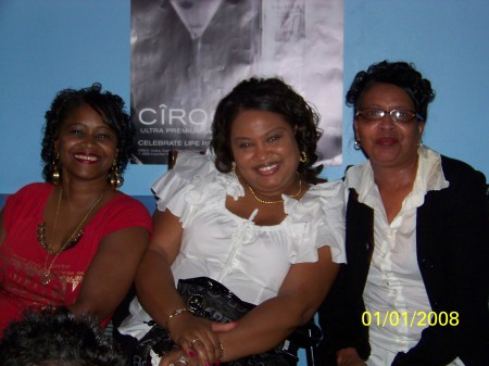 Loretta Parker Photo 24