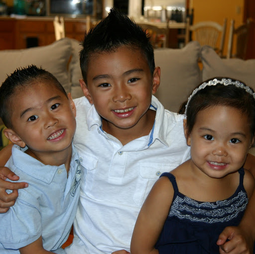 Robert Yee Photo 17