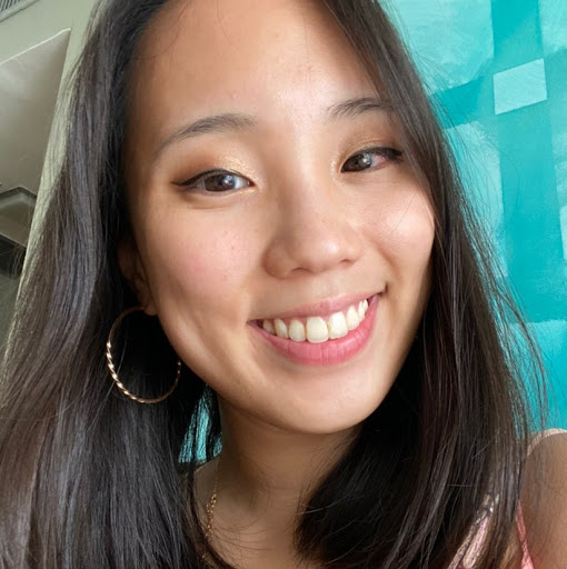 Angela Yang Photo 13
