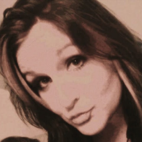 Jennifer Goble Photo 18